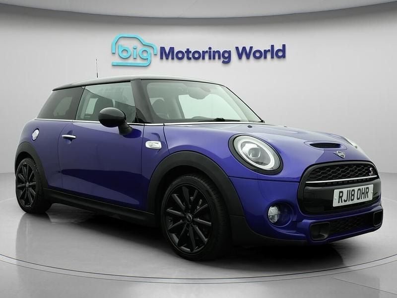 Blue Used 2018 Mini Cooper S Hatch Hatchback | £12,200 (Fair price) - Image 1/4