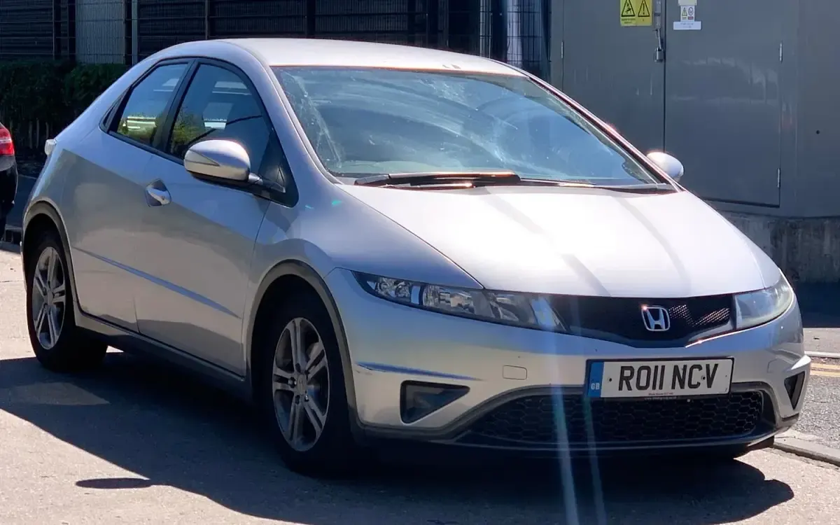Used Honda Civic SE 140 HP (102 kW) 2011 Silver Hatchback