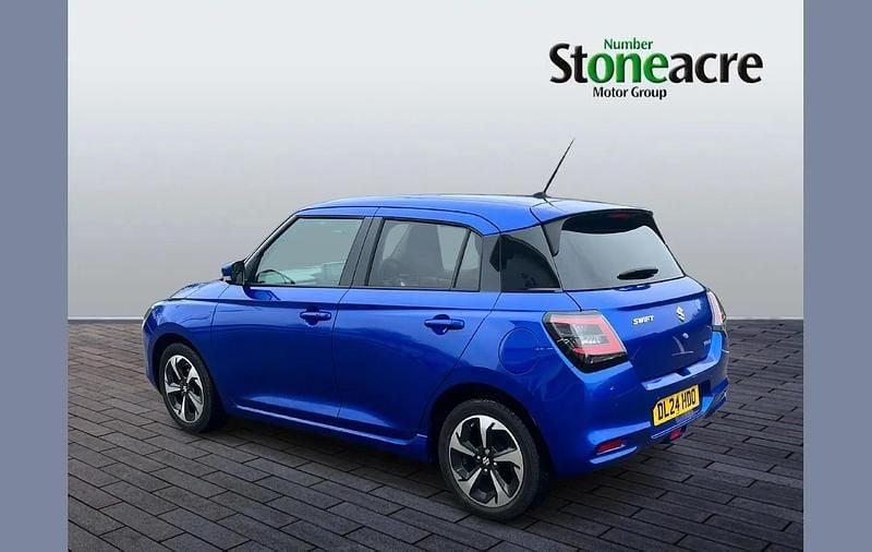 Used Suzuki Swift 82 HP (60 kW) 2024 Blue Hatchback