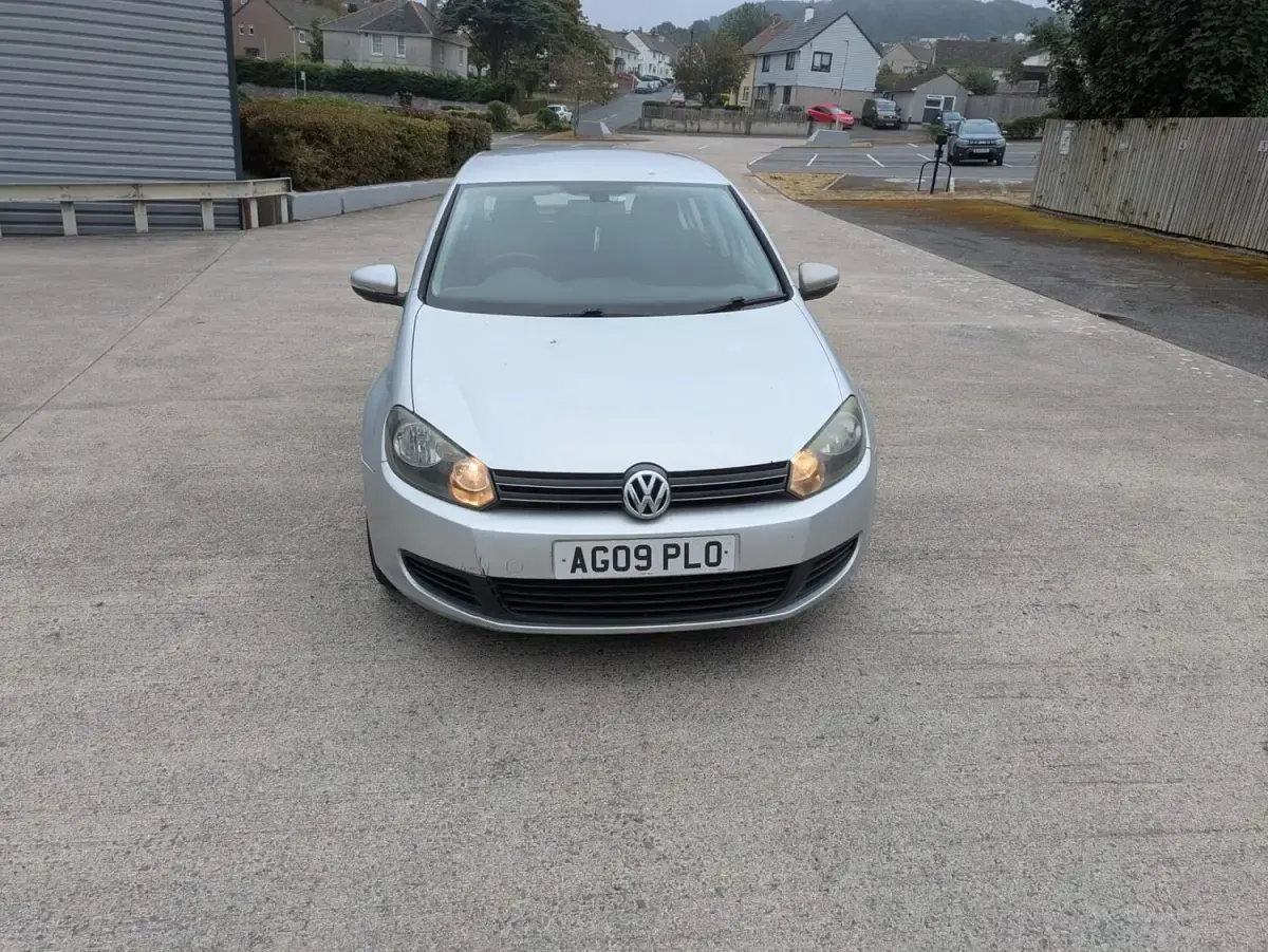 Used VW Golf VI SE 108 HP (79 kW) 2009 Silver Hatchback