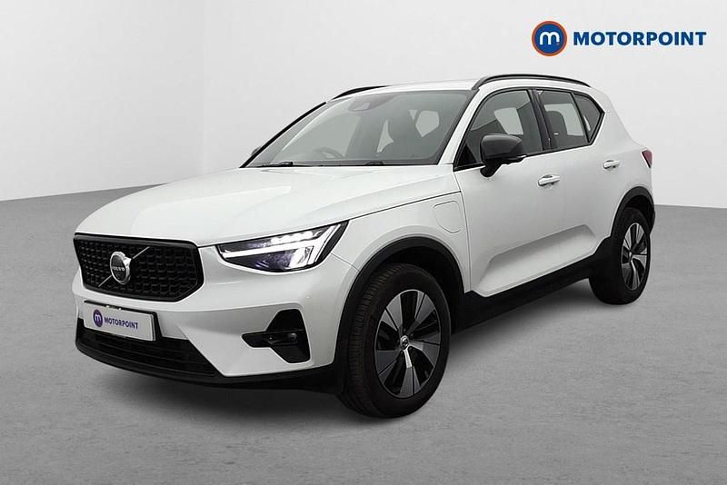 Used Volvo XC40 Plus 257 HP (189 kW) 2023 White SUV