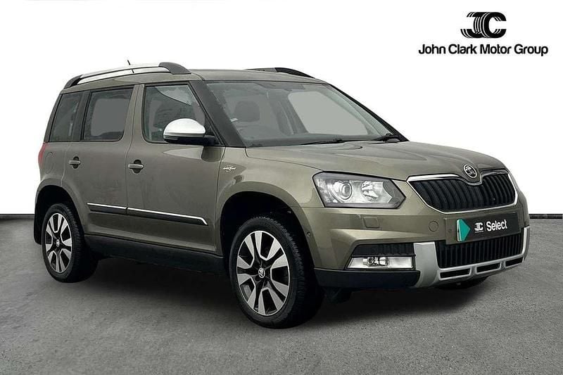 Green Used 2015 Skoda Yeti Outdoor SUV | £16,995 (Fair price) - Image 1/4