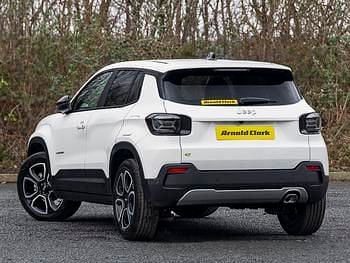 New Jeep Avenger Summit 100 HP (73 kW) 2026 Special solid  snow white SUV