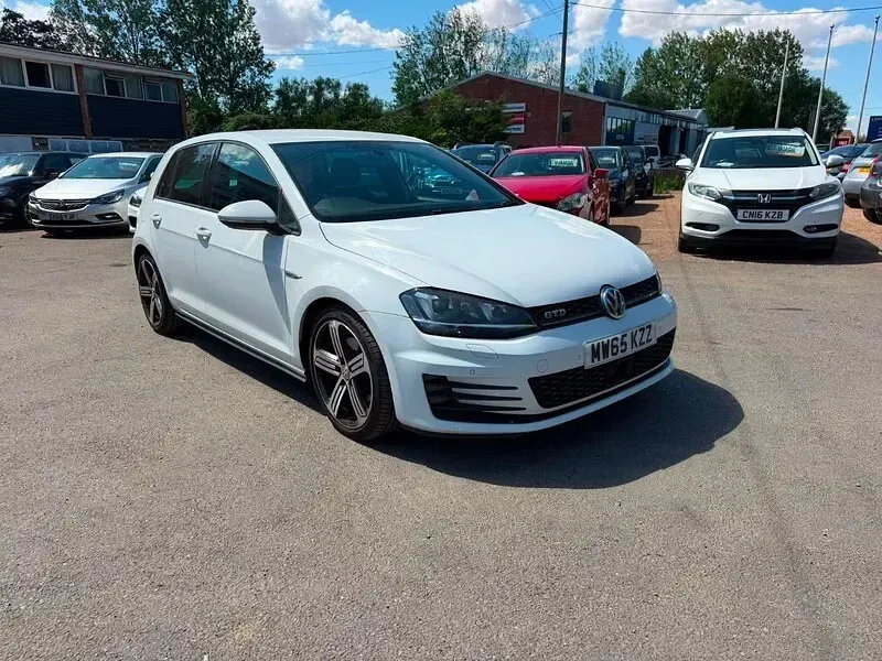Used VW Golf VII GTD 2015 White Hatchback