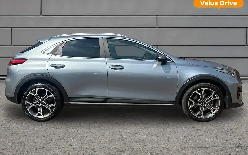 Used Kia XCeed 120 HP (88 kW) 2020 Silver SUV