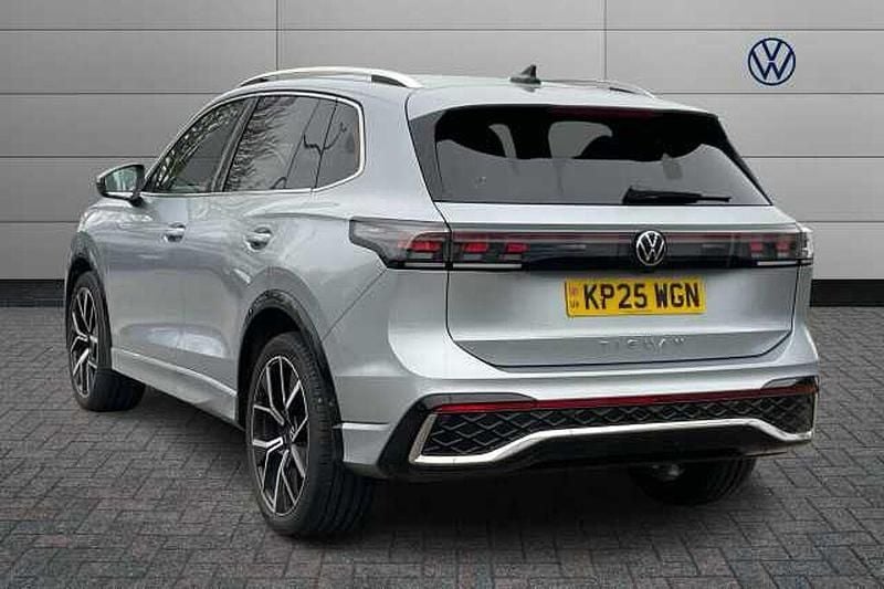 Used VW Tiguan R-line 150 HP (110 kW) 2025 Silver SUV