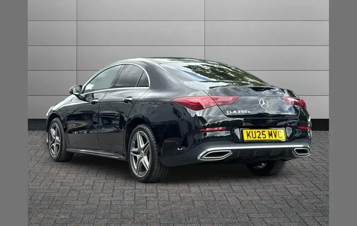 Used Mercedes CLA250 Executive 214 HP (157 kW) 2025 Black Coupe