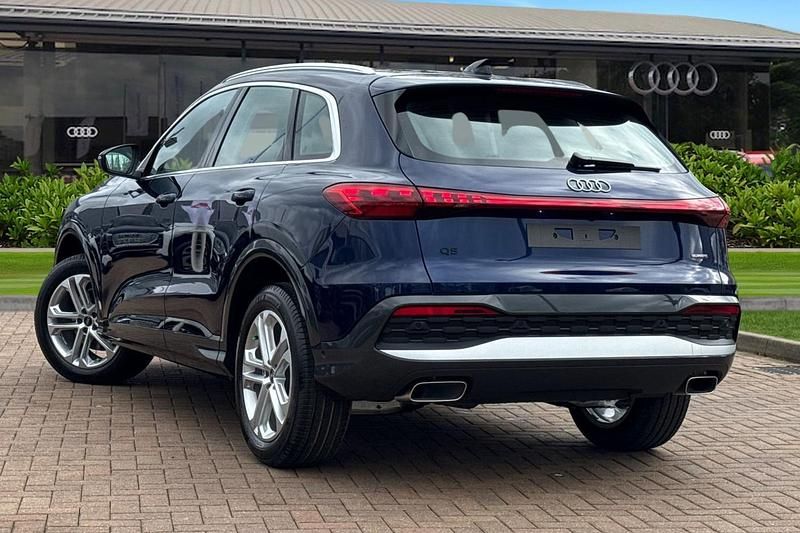 New Audi Q5 Sport 268 HP (197 kW) 2026 Blue SUV