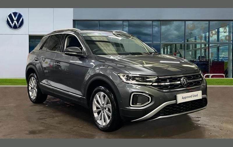 Used VW T-Roc Style 110 HP (80 kW) 2024 Indium grey metallic SUV