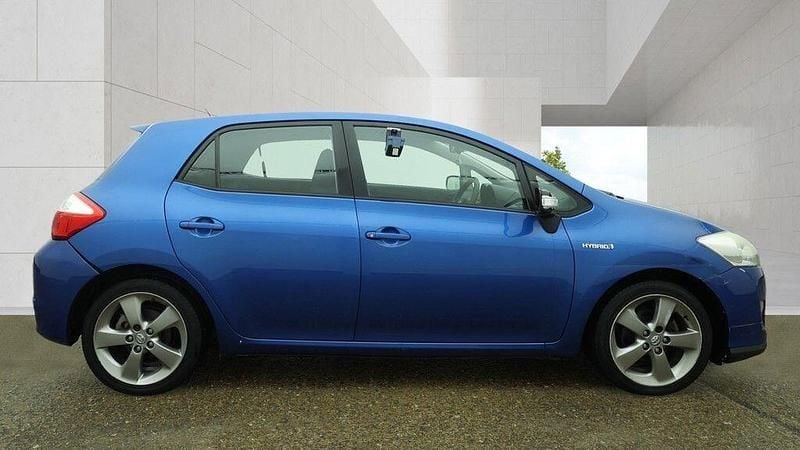 Used Toyota Auris Hybrid T4 2012 Blue Hatchback