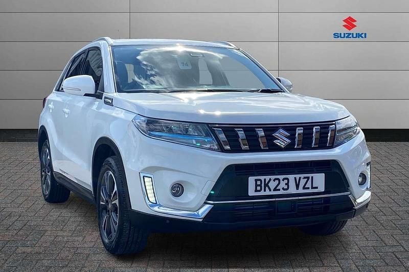 White Used 2023 Suzuki Vitara SZ5 SUV | £18,953 (Fair price) - Image 1/4