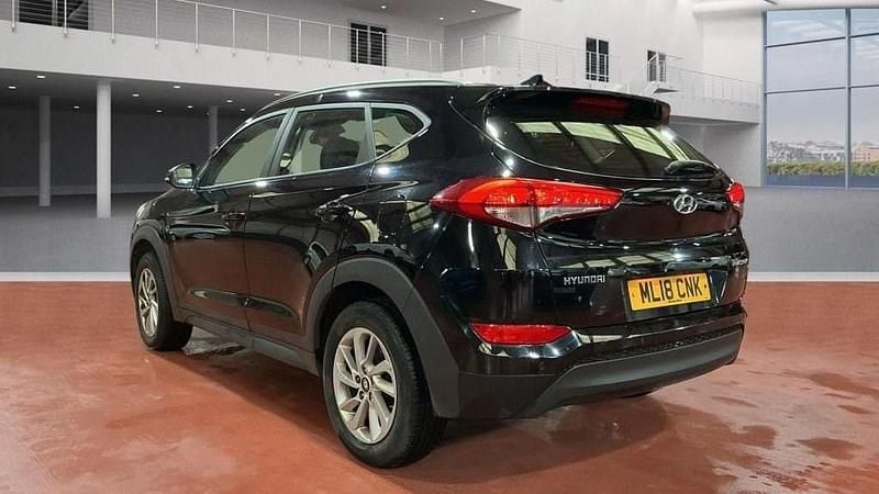 Used Hyundai Tucson SE 132 HP (97 kW) 2018 Black SUV