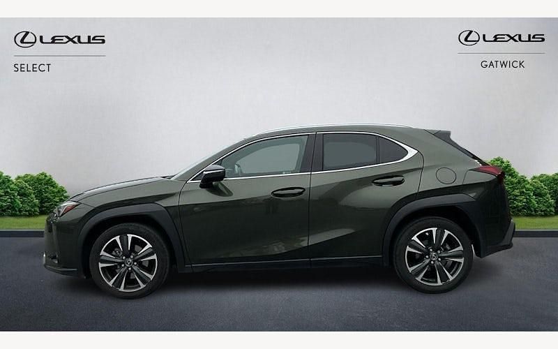 Used Lexus UX 300h 199 HP (146 kW) 2026 SUV