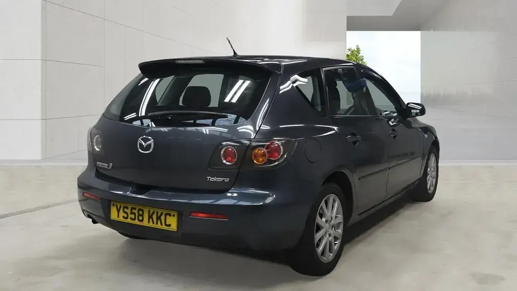 Used Mazda 3 Takara 105 HP (77 kW) 2009 Grey Hatchback