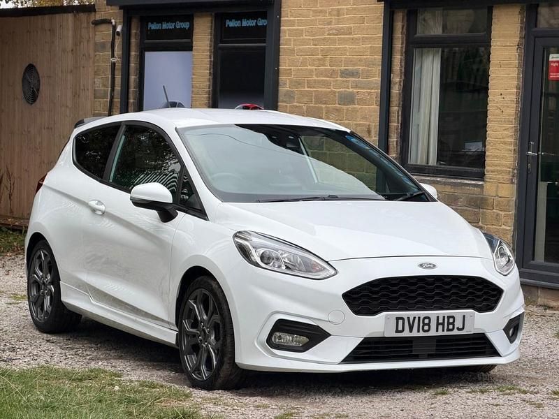 White Used 2018 Ford Fiesta ST-Line X Hatchback | £4,990 (Super price) - Image 1/4