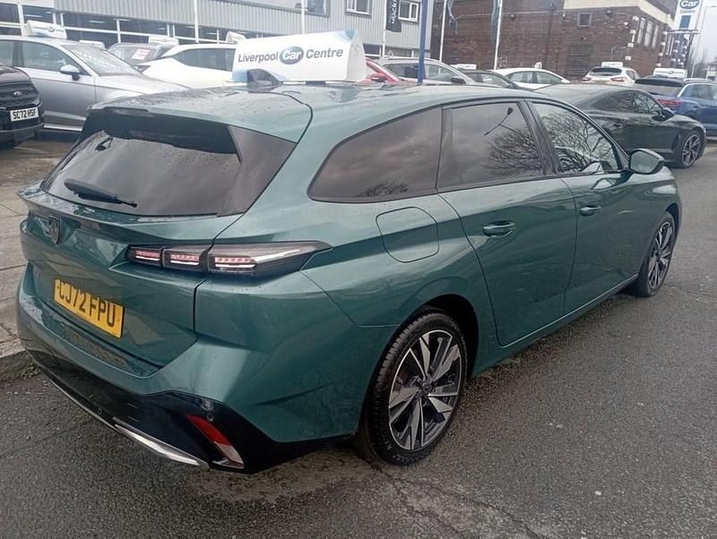 Used Peugeot 308 SW Allure 130 HP (95 kW) 2023 Blue Estate