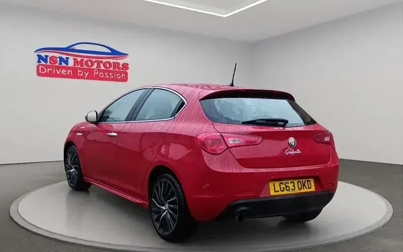 Used Alfa Romeo Giulietta 170 HP (125 kW) 2013 Hatchback