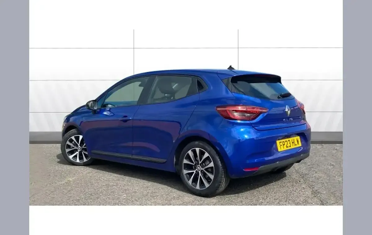Used Renault Clio Evolution 143 HP (105 kW) 2023 Blue Hatchback