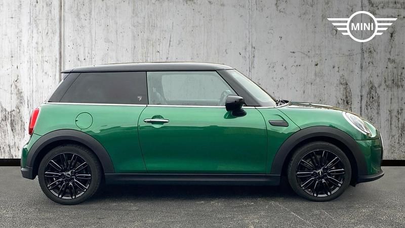 Used Mini Cooper Exclusive 134 HP (98 kW) 2022 Green Hatchback
