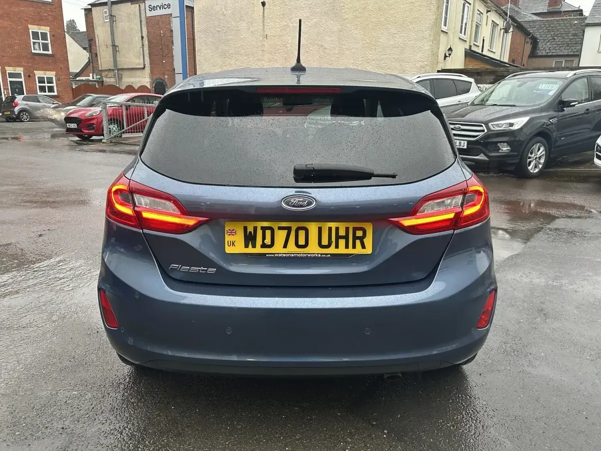 Usado Ford Fiesta Titanium X 125 HP (91 kW) 2021 Azul Citadino