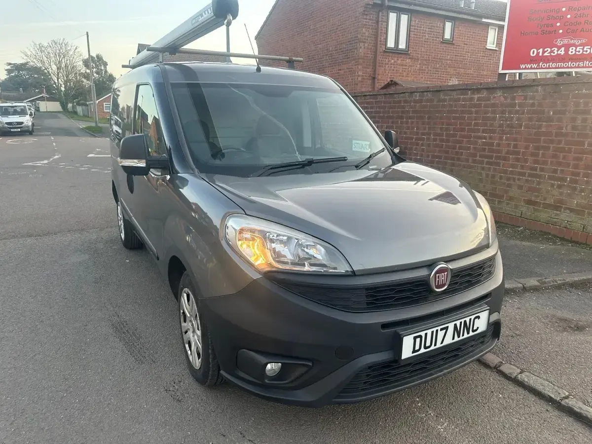 Used Fiat Doblò 2017 Grey MPV