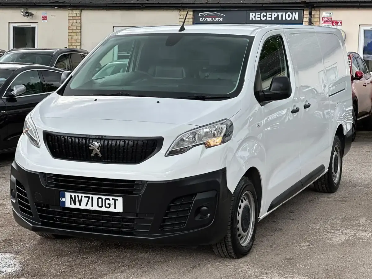 Used Peugeot Expert Premium 2022 White Van