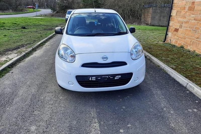 Used Nissan Micra Visia 80 HP (58 kW) 2013 White Hatchback