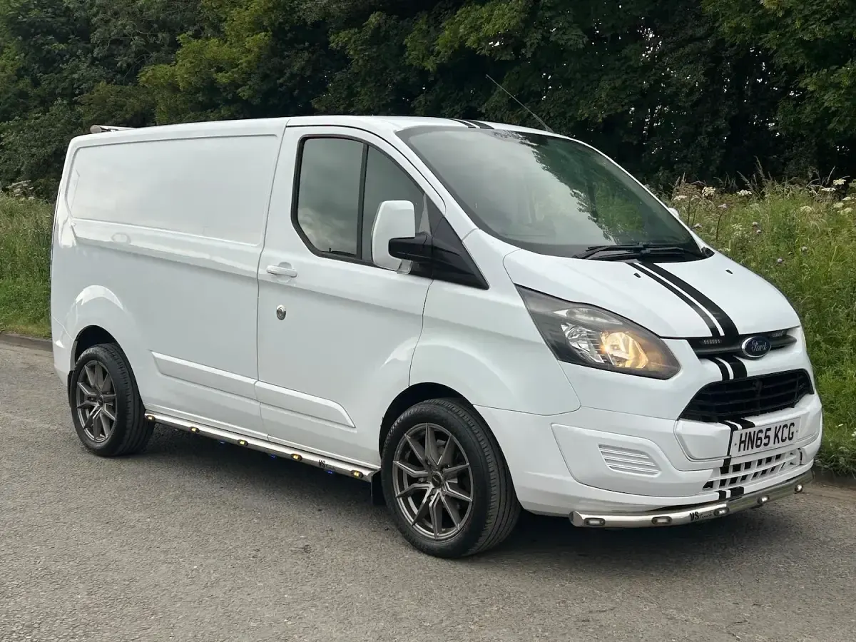 Used Ford Transit Custom 100 HP (73 kW) 2015 White Van