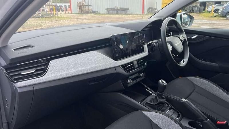 Used Skoda Scala SE 116 HP (85 kW) 2025 White Hatchback