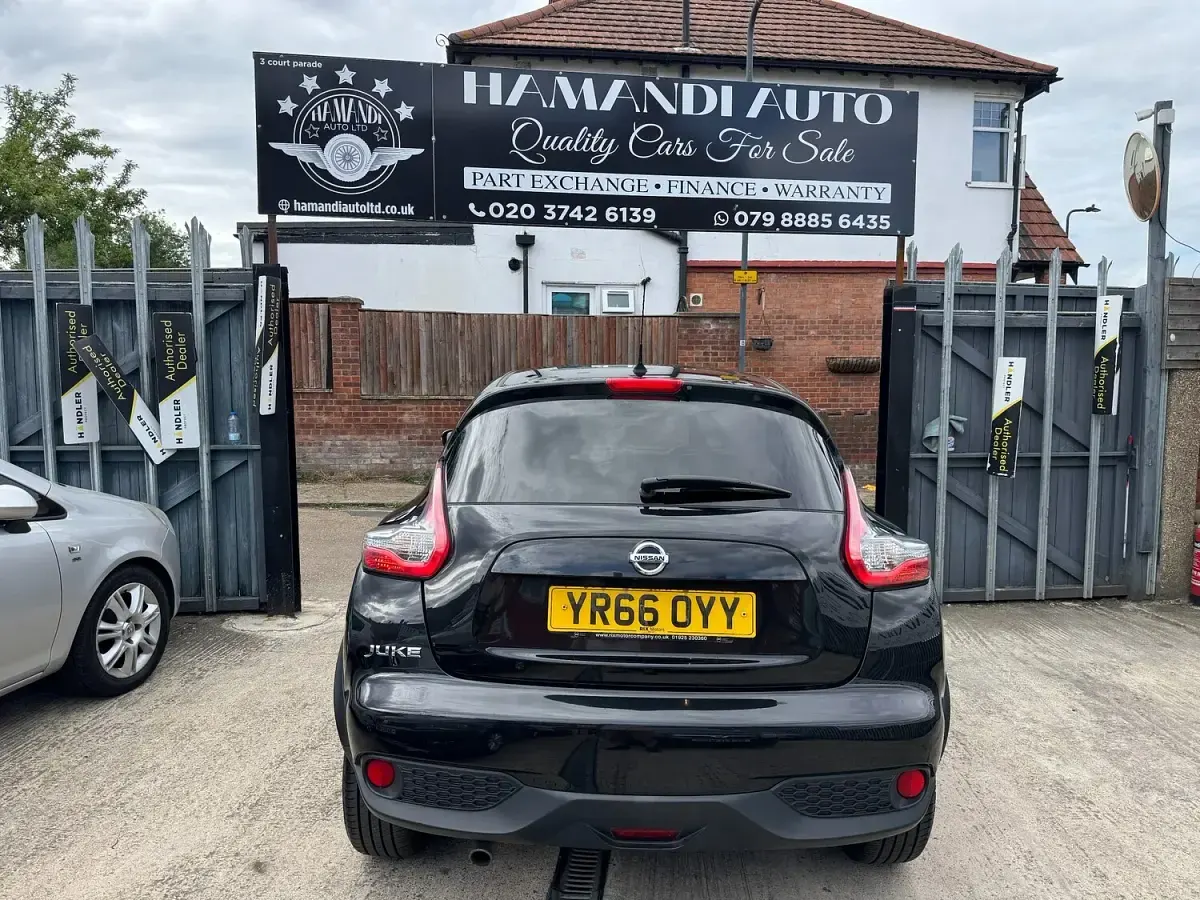 Used Nissan Juke Tekna 117 HP (86 kW) 2016 Black SUV