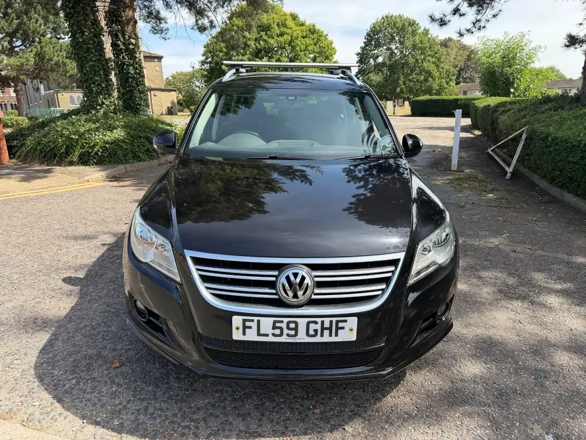 Used VW Tiguan R-line 170 HP (125 kW) 2009 Black SUV
