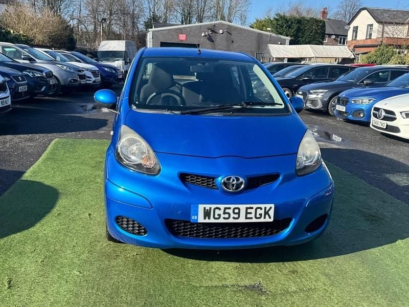 Used Toyota Aygo 67 HP (49 kW) 2009 Blue Hatchback
