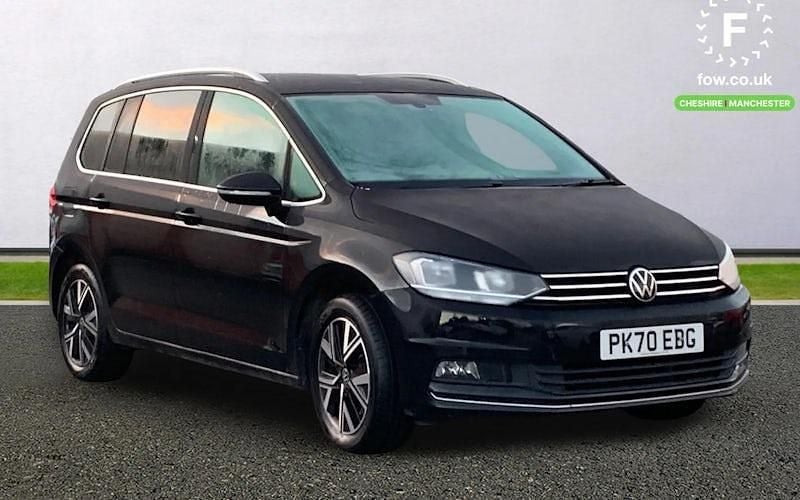 Used 2024 VW Touran SEL MPV | £20,299 (Super price) - Image 1/4