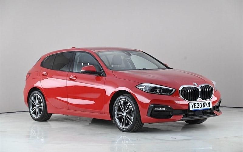 Używany BMW 118 Sport Line 140 KM (102 kW) 2020 Hatchback