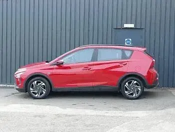 Used Hyundai Bayon SE 100 HP (73 kW) 2023 Red SUV