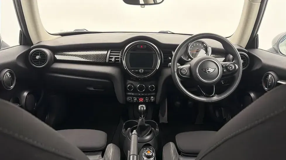 Used Mini Cooper S Hatch 189 HP (139 kW) 2018 Silver Hatchback
