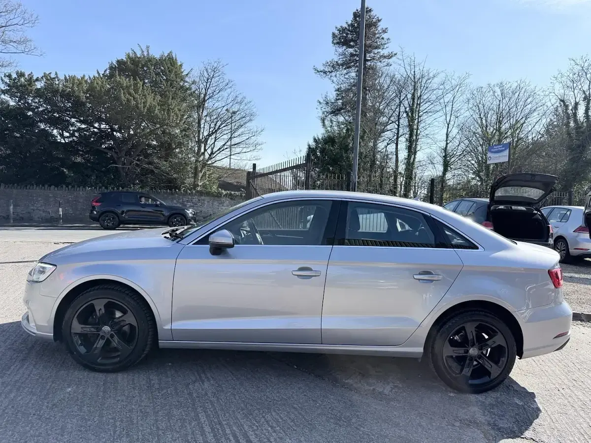 Used Audi A3 Sport 110 HP (80 kW) 2016 Silver Sedan