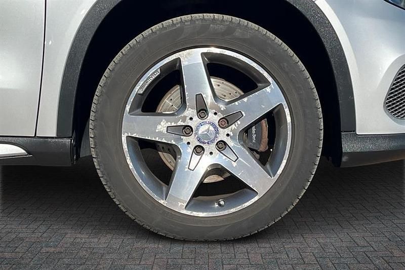 Used Mercedes GLA220 AMG line 170 HP (125 kW) 2015 Polar silver SUV