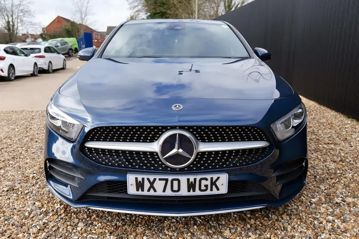 Used Mercedes A200 Executive 163 HP (119 kW) 2020 Blue Hatchback