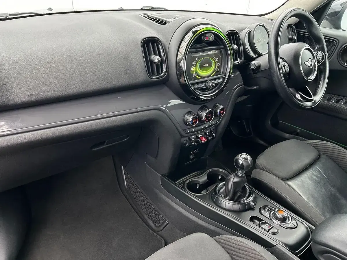 Used Mini Cooper D Countryman 150 HP (110 kW) 2017 Black SUV