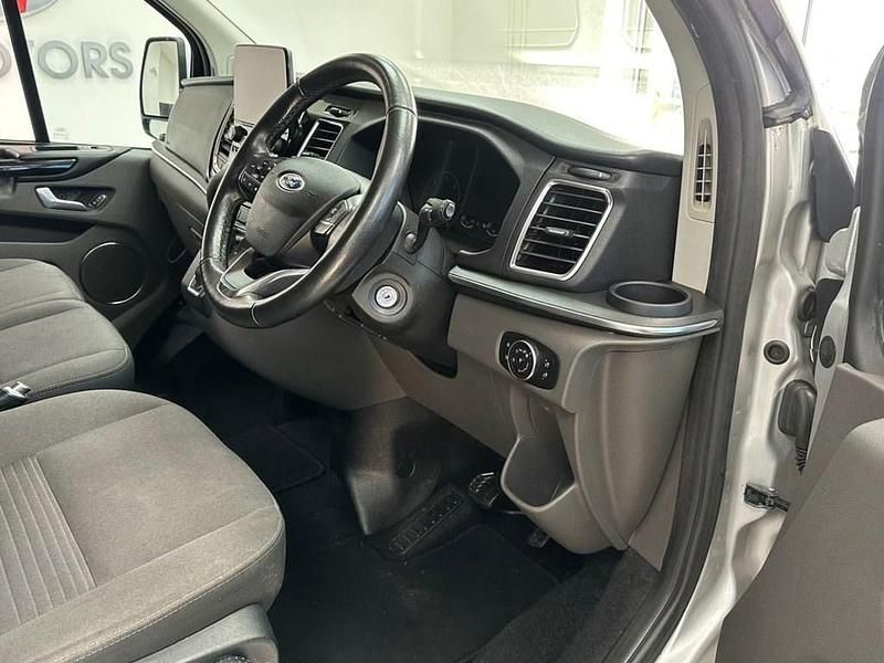 Used Ford Tourneo Custom Titanium 2020 Silver Van