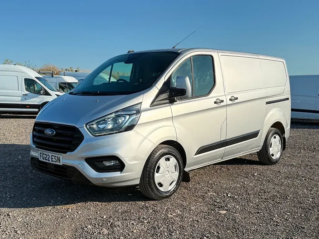 Used Ford Transit Custom Trend 105 HP (77 kW) 2022 Silver Van