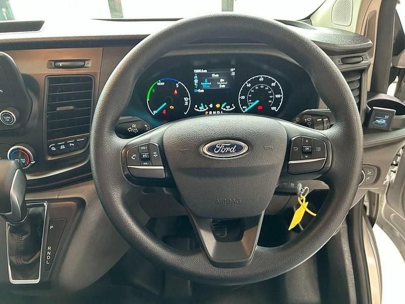 Used Ford Transit Custom 126 HP (92 kW) 2021 Silver Van