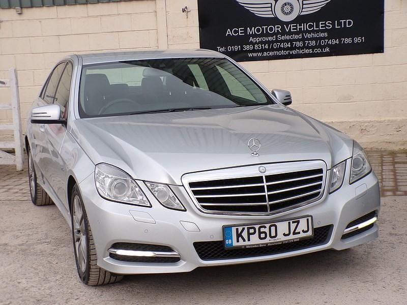 Used Mercedes E250 Avantgarde 2010 Silver Sedan