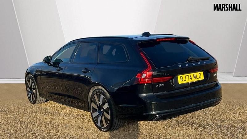 Used Volvo V90 Plus 350 HP (257 kW) 2024 Black Estate
