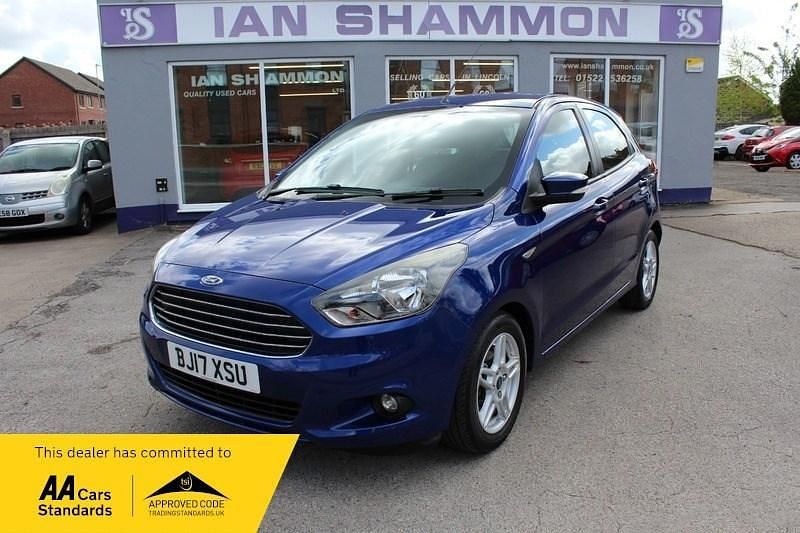 Used Ford Ka Plus Zetec 85 HP (62 kW) 2017 Blue Hatchback