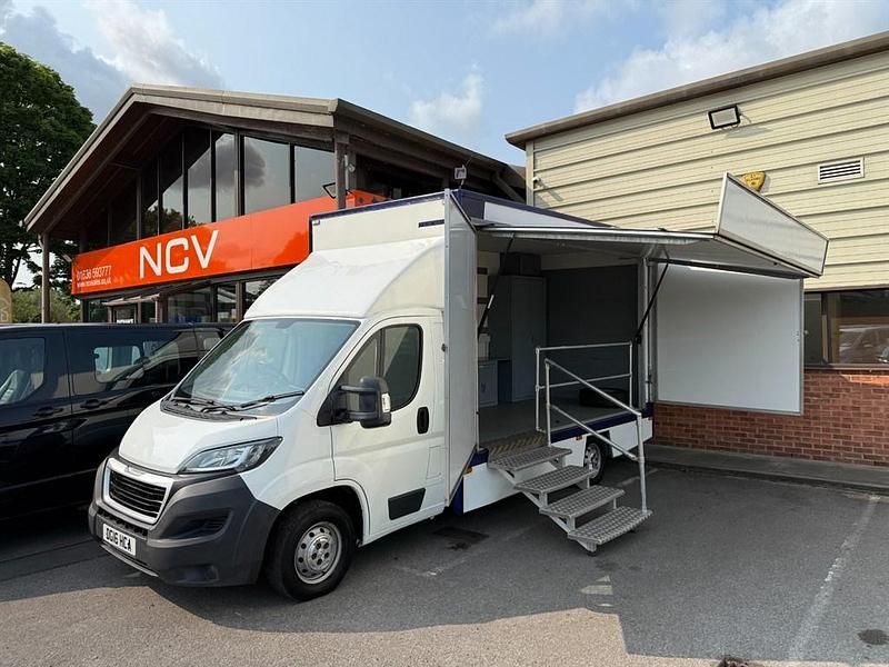 White Used 2016 Peugeot Boxer Van | £19,990 - Image 1/3