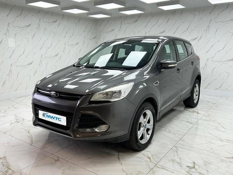 Usado Ford Kuga Zetec 2014 Gris SUV