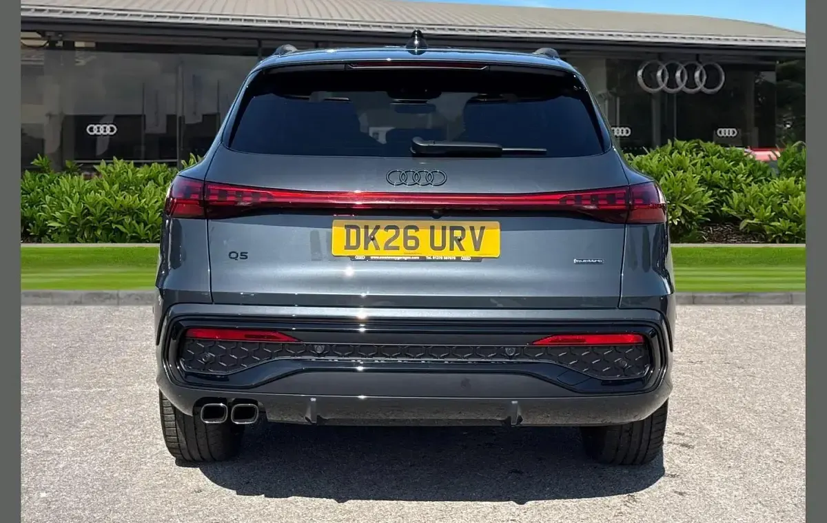 Nowe Audi Q5 Comfort 204 KM (150 kW) 2026 Szary SUV