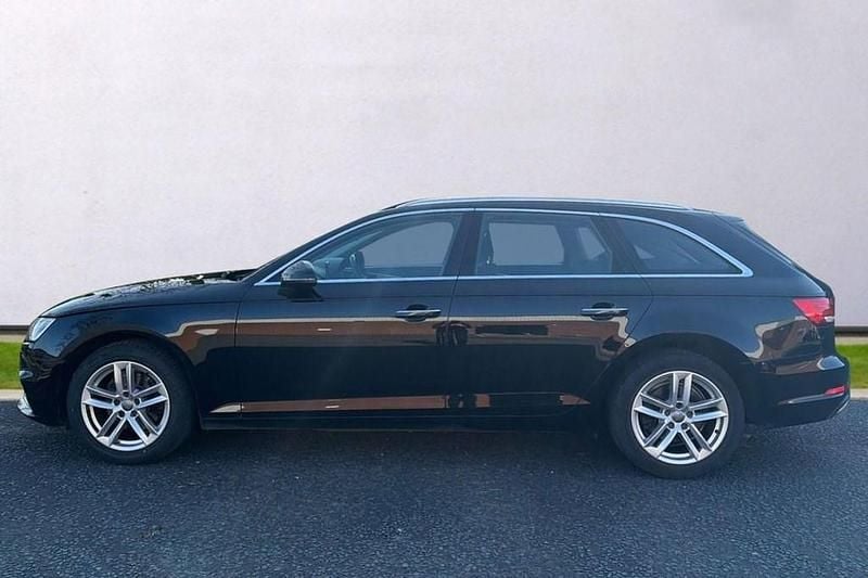Used Audi A4 Comfort 150 HP (110 kW) 2019 Black Estate